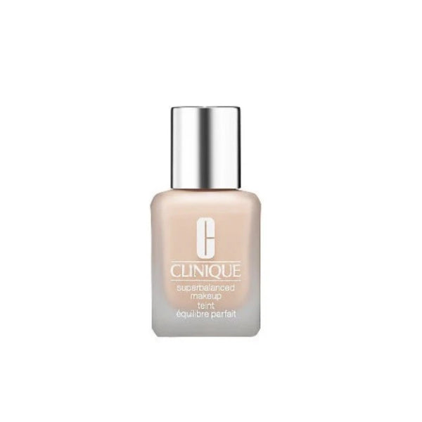 Clinique foundation superbalanced 01