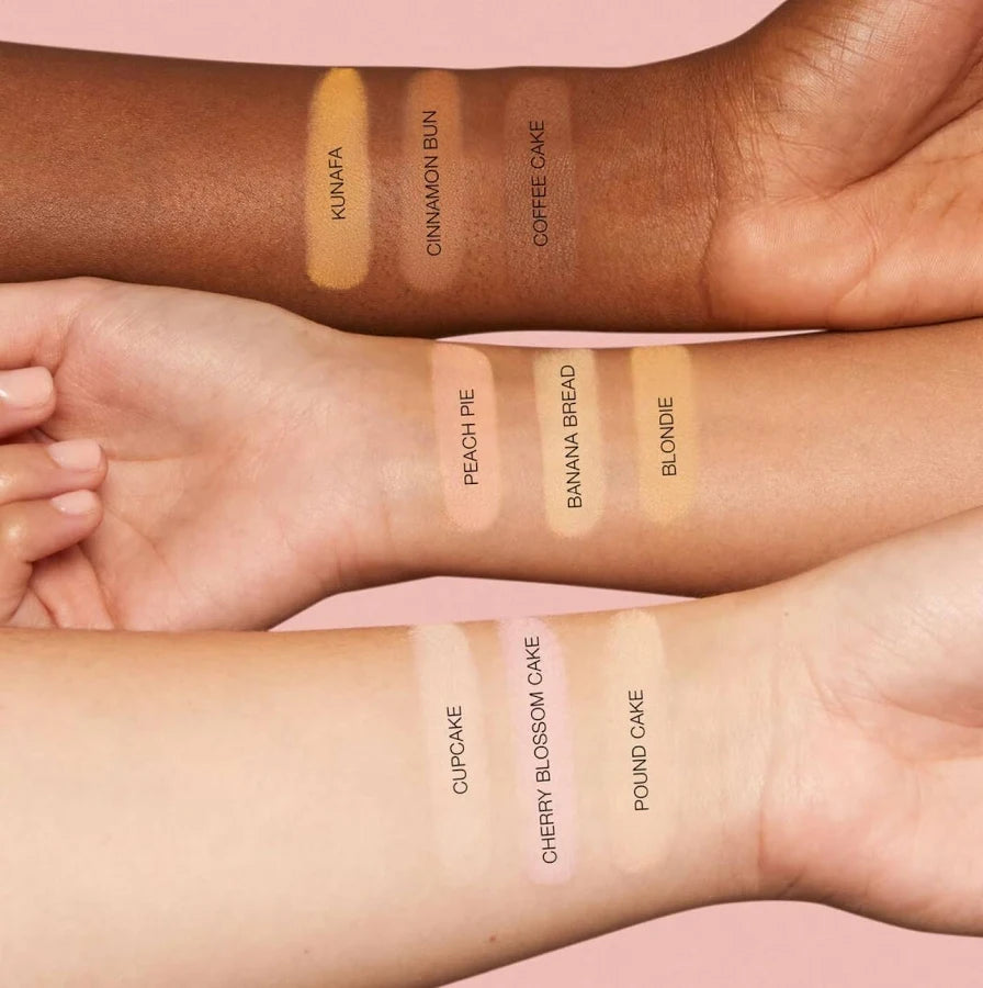 بودرة مضغوطة من هدى بيوتي إيزي بيك 8.0 زهرة الكرز