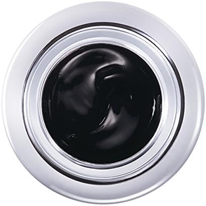 جل تحديد العيون من مايبيلين - تركيبة احترافية تدوم طويلاً ومقاومة للتلطخ