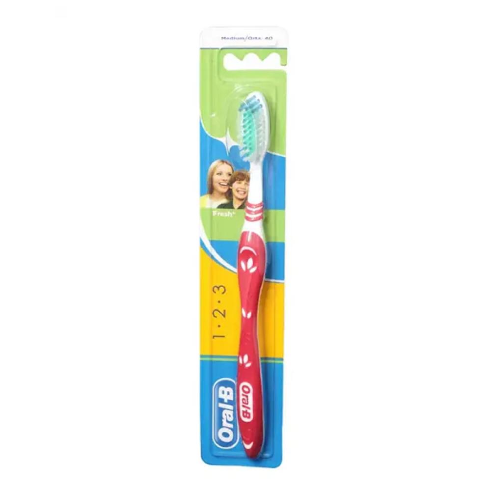 Oral-B Toothbrush 123 Medium Manual