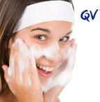 QV منظف رغوي لطيف – غسول وجه مرطب للبشرة الحساسة